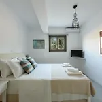 Βίλα Isterni Paros *