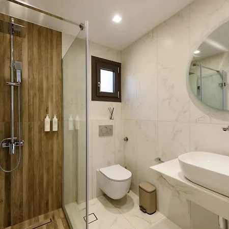 Isterni Paros * Isterni (Paros)