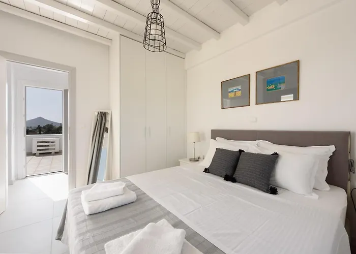 Isterni Paros Isterni (Paros)