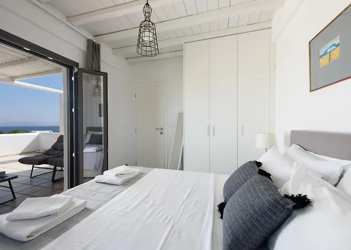 Villa Isterni Paros *